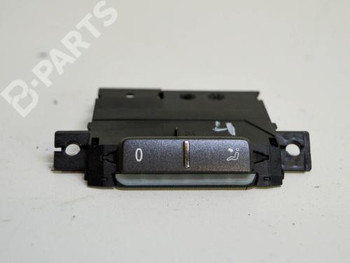 Used Switch VW PHAETON (3D1, 3D2, 3D3, 3D4, 3D6, 3D7, 3D8, 3D9) 3.0 V6 TDI 4motion (224 hp) 10674539