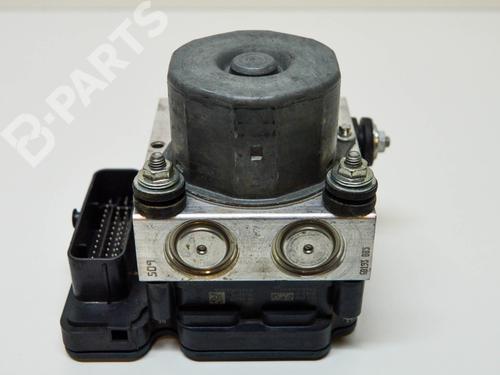 Used ABS pump ABS pump MERCEDES-BENZ CLA Coupe (C117) CLA 250 (117.344) (211 hp) 10736069 10736069