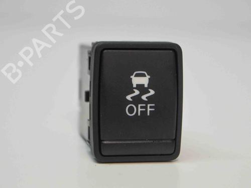 Used Switch NISSAN JUKE (F15) 1.5 dCi (110 hp) 6482612