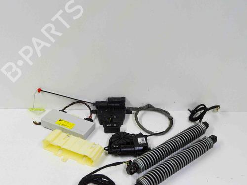 Used Electronic module BMW 5 (F10) 530 i (258 hp) 14680294