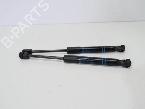 Used Tailgate lift support BMW 3 Touring (F31) 318 d (143 hp) 14690025