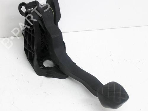 Used Clutch pedal VW POLO V (6R1, 6C1) 1.2 TSI 16V (90 hp) 14683709