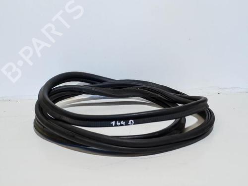 Gummiliste BMW 1 (F20) M 135 i (320 hp) 14688426