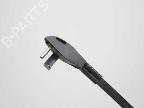 Vindspejlsviskerarm PORSCHE CAYENNE (92A) 4.8 S | BP32061885C143 