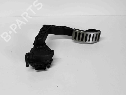 Używane Pedał VW PHAETON (3D1, 3D2, 3D3, 3D4, 3D6, 3D7, 3D8, 3D9) 3.0 V6 TDI 4motion (224 hp) 6485526