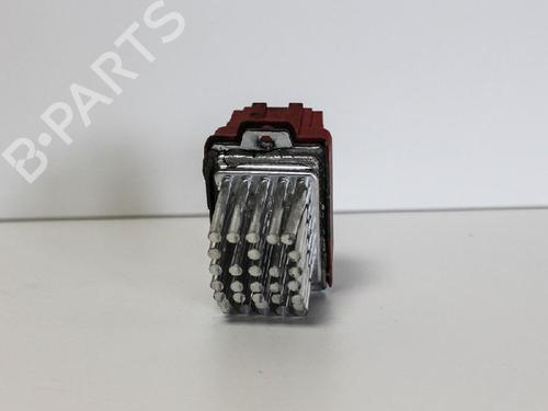 Used Heater resistor SKODA SUPERB I (3U4) 1.9 TDI (101 hp) 14682185