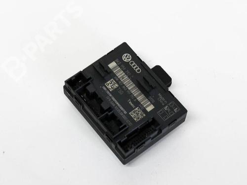 Used Electronic module AUDI A4 B8 (8K2) 1.8 TFSI quattro (170 hp) 8852005