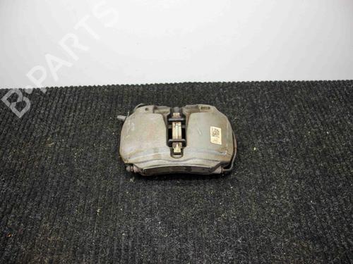 Venstre bremsekaliber foran AUDI A5 Convertible (F57, F5E) 2.0 TDI quattro (190 hp) 29007830
