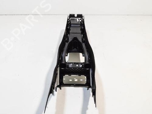 Middle console VW PASSAT B6 (3C2) 2.0 TDI 16V | BP14684144I22 
