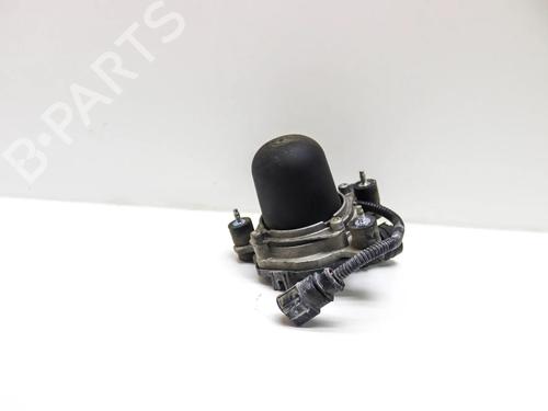 Used Secondary air pump PORSCHE CAYENNE (92A) 3.0 S E-Hybrid (416 hp) 32756667