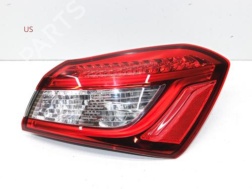 Farolim direito Farolim direito MASERATI GHIBLI III (M157) 3.0 S Q4 (409 hp) 34618588 34618588