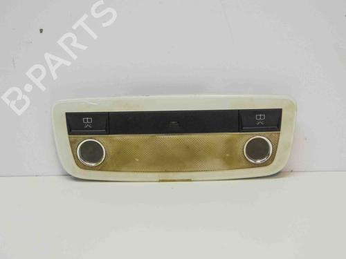 Plafoniera MERCEDES-BENZ A-CLASS (W176) A 180 CDI / d (176.012) (109 hp) 6482349