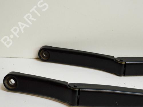Front windshield wiper arm SKODA OCTAVIA II (1Z3) 2.0 TDI RS | BP14674828C143 