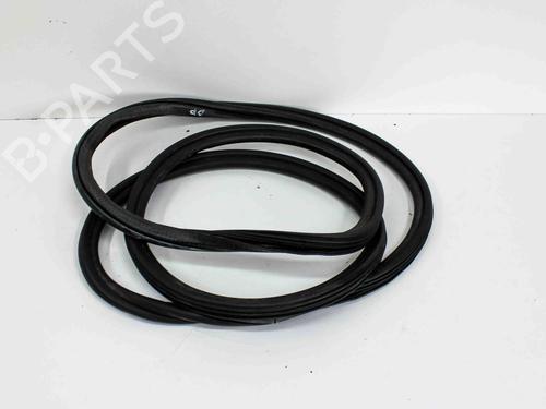 Gummiliste AUDI A4 B8 (8K2) S4 quattro (333 hp) 17549214