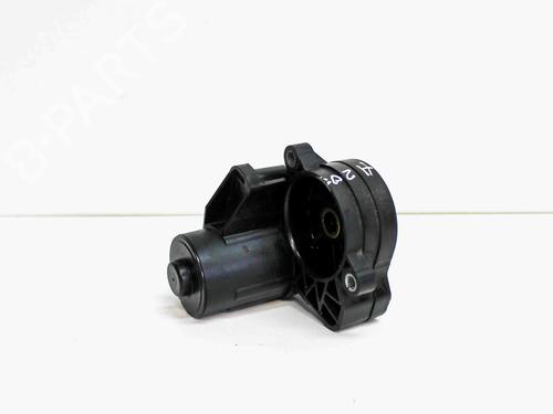 Used Electric handbrake VW GOLF VII (5G1, BQ1, BE1, BE2) 1.4 TSI (150 hp) 14674157