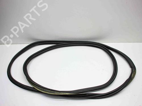 Gummiliste AUDI Q3 (8UB, 8UG) 2.0 TFSI quattro (200 hp) 28823256