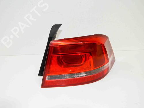 Used Right taillight VW PASSAT B7 (362) 2.0 TDI (140 hp) 14681575