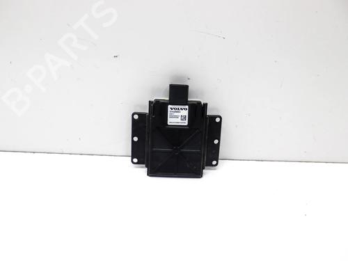 Used Electronic module VOLVO S60 II (134) T5 (253 hp) 32143154