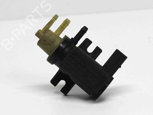 Used Electronic sensor AUDI A4 B7 (8EC) 2.0 TDI (140 hp) 14682847