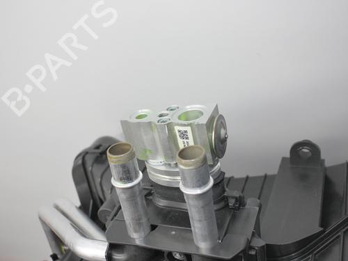 Heater matrix LAND ROVER RANGE ROVER SPORT III (L461) P440e PHEV AWD | BP31697645M63 