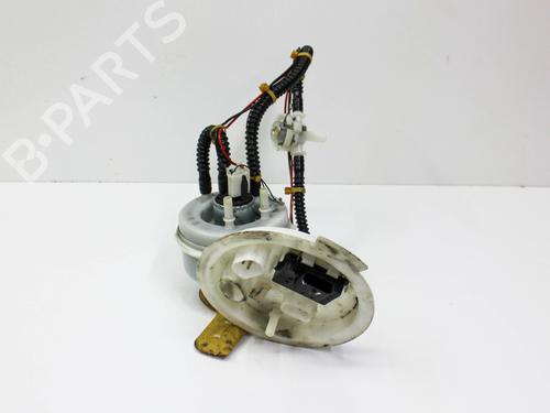 Used Fuel pump BMW 5 (F10) 535 i (306 hp) 19940277