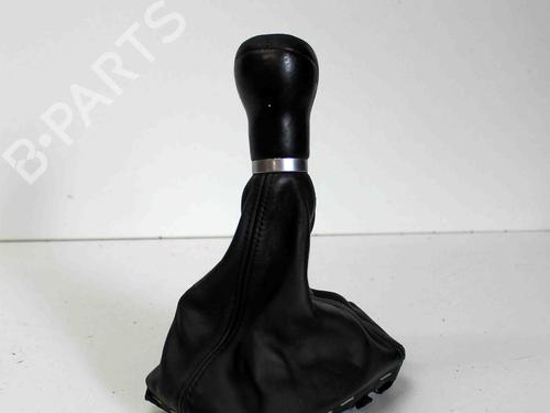 Used Shift knob AUDI A3 (8P1) 2.0 TDI (170 hp) 14677032