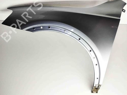 Used Left front fenders AUDI Q3 (8UB, 8UG) 2.0 TFSI quattro (200 hp) 28823374