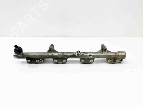 Used Injection rail BMW X1 (F48) xDrive 25 i (231 hp) 22358917