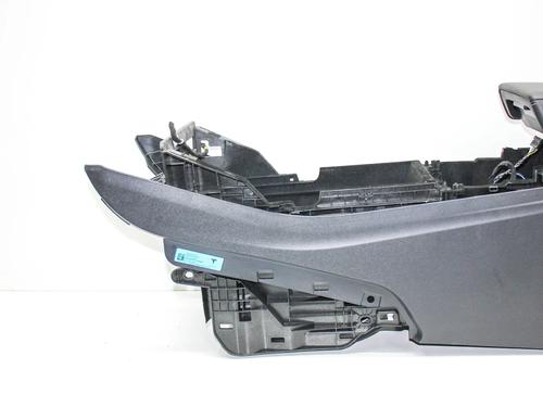 Console centrale TESLA MODEL Y (5YJY) EV Performance All-wheel Drive | BP28823005I22  - Image 7