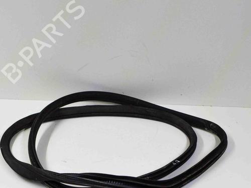 Goma contorno puerta MERCEDES-BENZ CLA Coupe (C117) CLA 250 (117.344) (211 hp) 14679764