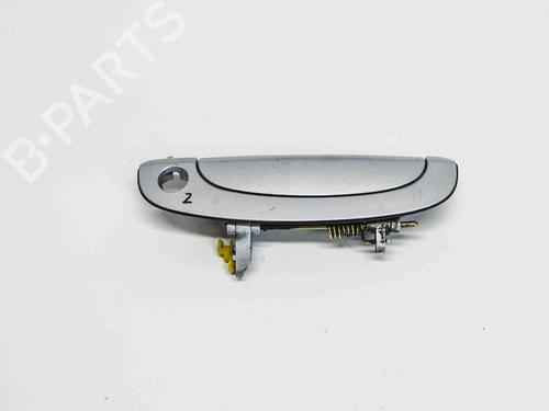 Used Front left exterior door handle HYUNDAI GETZ (TB) 1.5 CRDi (88 hp) 6488292