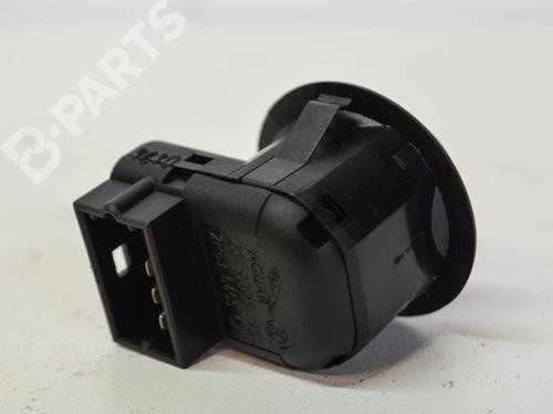 Switch JAGUAR XF I (X250) 3.0 D | BP8849634I30 