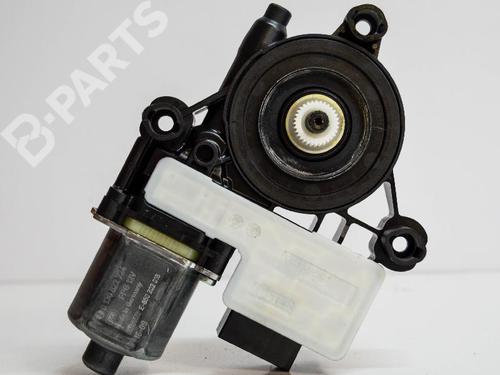 Used Right rear window motor SEAT LEON (5F1) 1.4 TSI (125 hp) 6497333