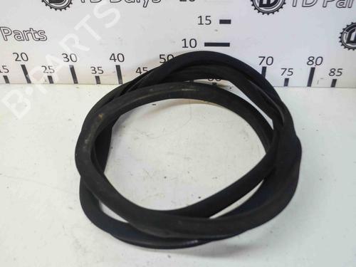 Używane Gumowa uszczelka drzwi MERCEDES-BENZ C-CLASS T-Model (S204) C 220 CDI (204.202) (170 hp) 14672525