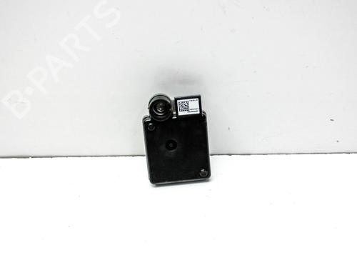 Used Electronic module TESLA MODEL Y (5YJY) EV Performance All-wheel Drive (534 hp) 28822979