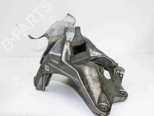 Used Support AUDI A4 B9 (8W2, 8WC) 2.0 TFSI quattro (249 hp) 17771807