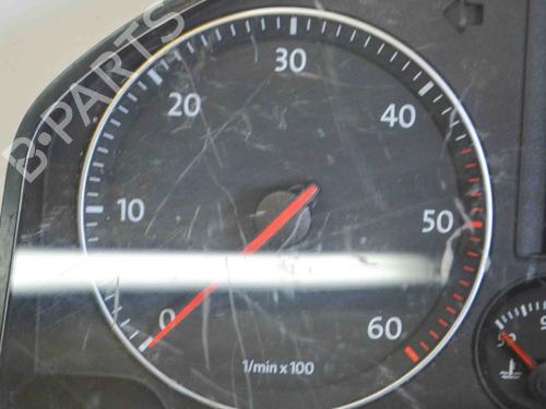 Instrument cluster VW GOLF V (1K1) 1.9 TDI | BP7094644C47