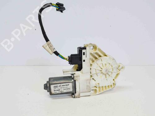 Rudehejsemotor bagstkærm højre AUDI A6 C6 Avant (4F5) 3.0 TDI quattro (233 hp) 6481362