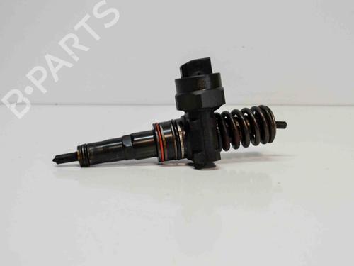 Spreder / Dyse VW PASSAT B5.5 Variant (3B6) 1.9 TDI (101 hp) 6872302