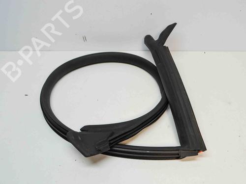 Used Rubber door seal AUDI A5 (8T3) 2.0 TDI (170 hp) 14669658