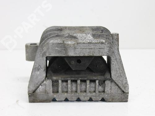 Used Crossmember VW GOLF V (1K1) 2.0 TDI (140 hp) 6487567