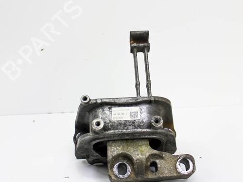 Used Crossmember VW PASSAT B8 Variant (3G5, CB5) 2.0 TDI (150 hp) 18200530