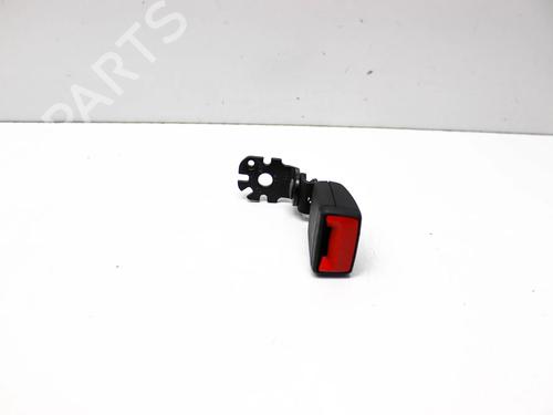 seat-buckle-audi-a4-b9-8w2-8wc-2015-32300009 main image