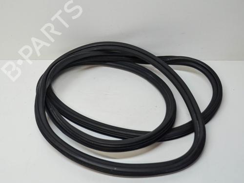 Rubber door seal AUDI Q5 (8RB) 3.2 FSI quattro | BP14675038C142 