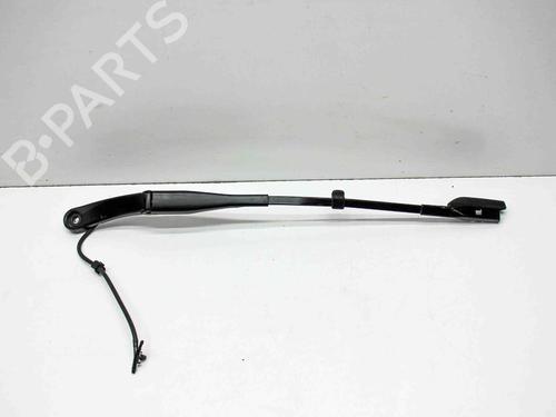 Used Front windshield wiper arm TESLA MODEL Y (5YJY) EV Performance All-wheel Drive (534 hp) 28823027