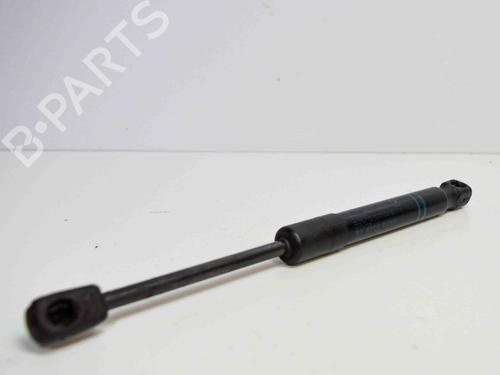 Used Hood lift support BMW 3 Touring (F31) 320 d (184 hp) 14670829