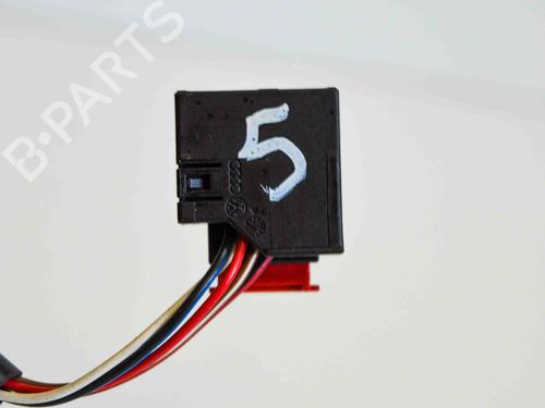 Right mirror AUDI A3 (8P1) 2.0 TDI | BP10222437C27 