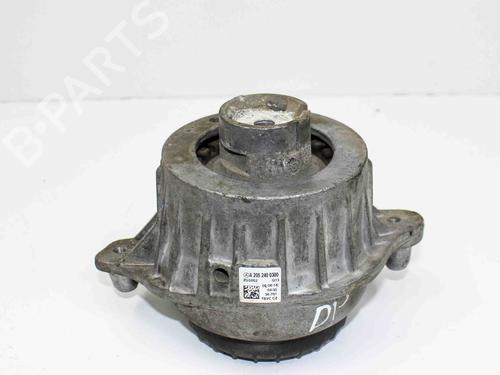 Used Engine mount MERCEDES-BENZ C-CLASS T-Model (S205) C 350 e (205.247) (211 hp) 18200584