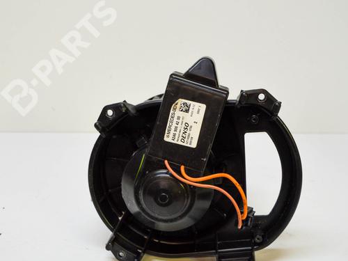 Used Heater blower motor MERCEDES-BENZ CLA Coupe (C117) CLA 250 (117.344) (211 hp) 10736038