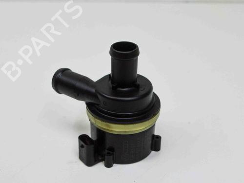 Ekstra vandpumpe AUDI A4 B8 (8K2) 2.0 TFSI (211 hp) 15083707